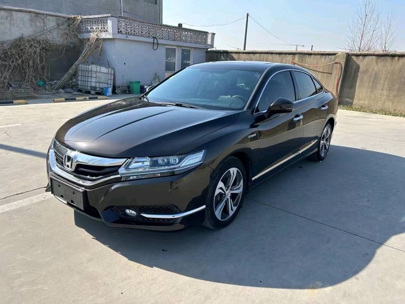 临沂17年本田思铂睿3