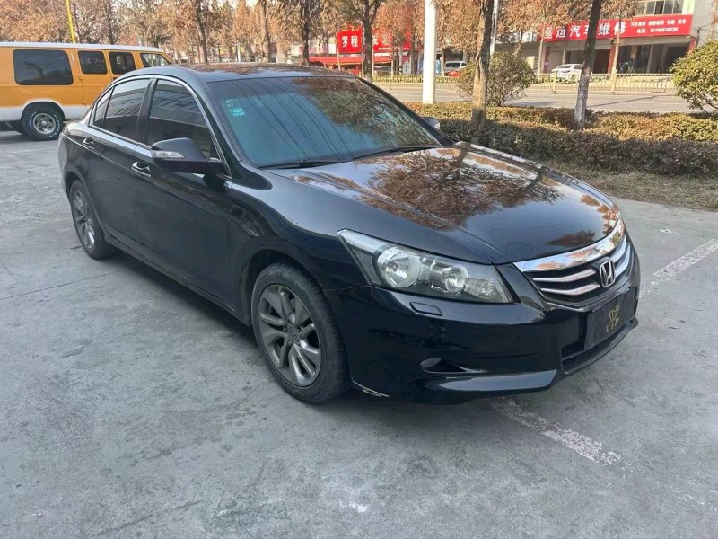 临沂11年本田雅阁2