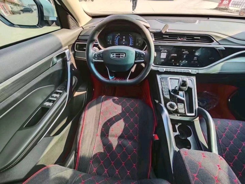 邯郸21年吉利博越7