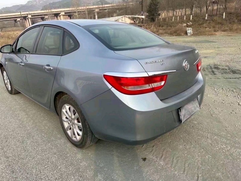 邢台14年别克英朗GT5