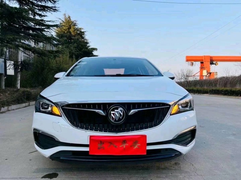 烟台17年别克威朗1