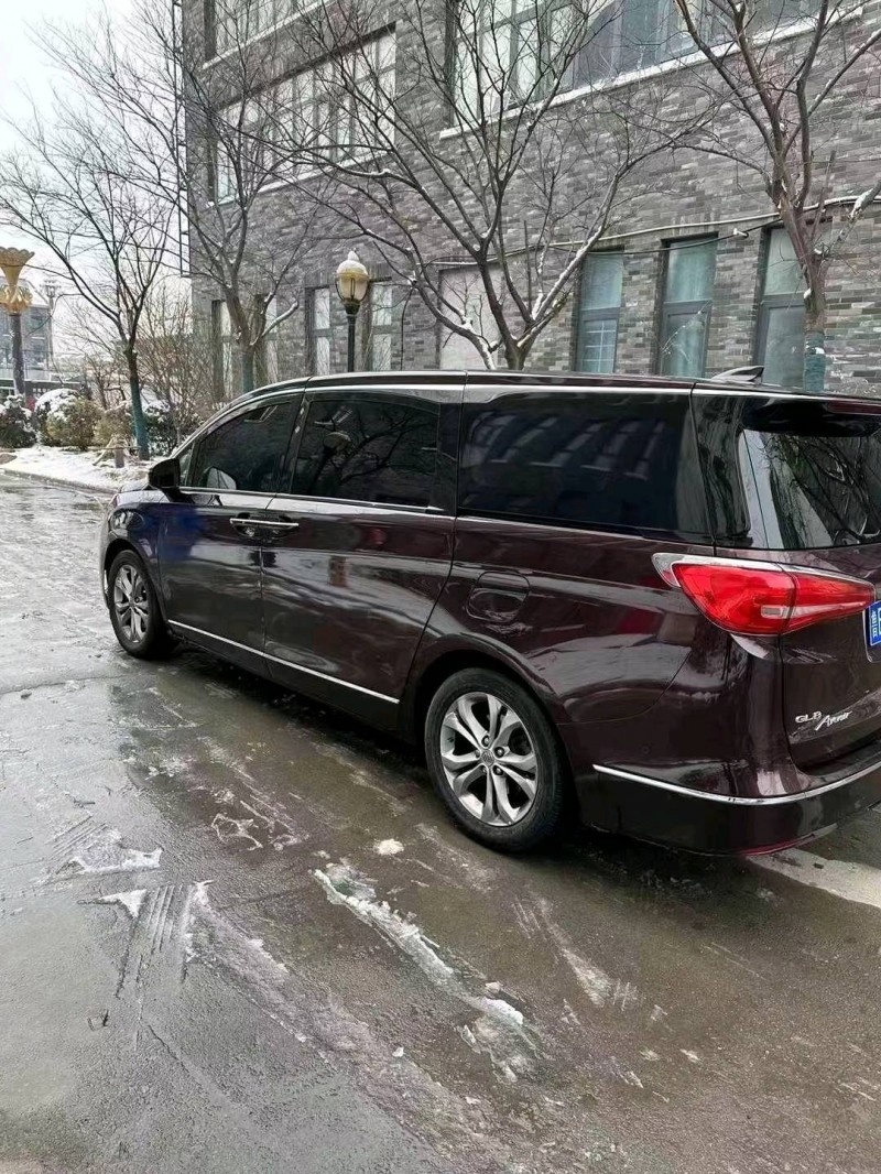 东营16年别克艾维亚6