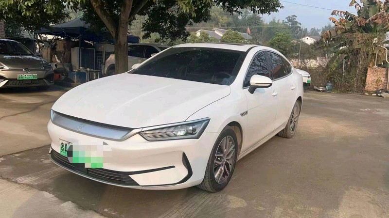 重庆23年比亚迪秦7