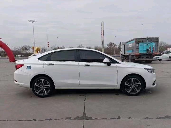 邯郸19年北汽绅宝D607