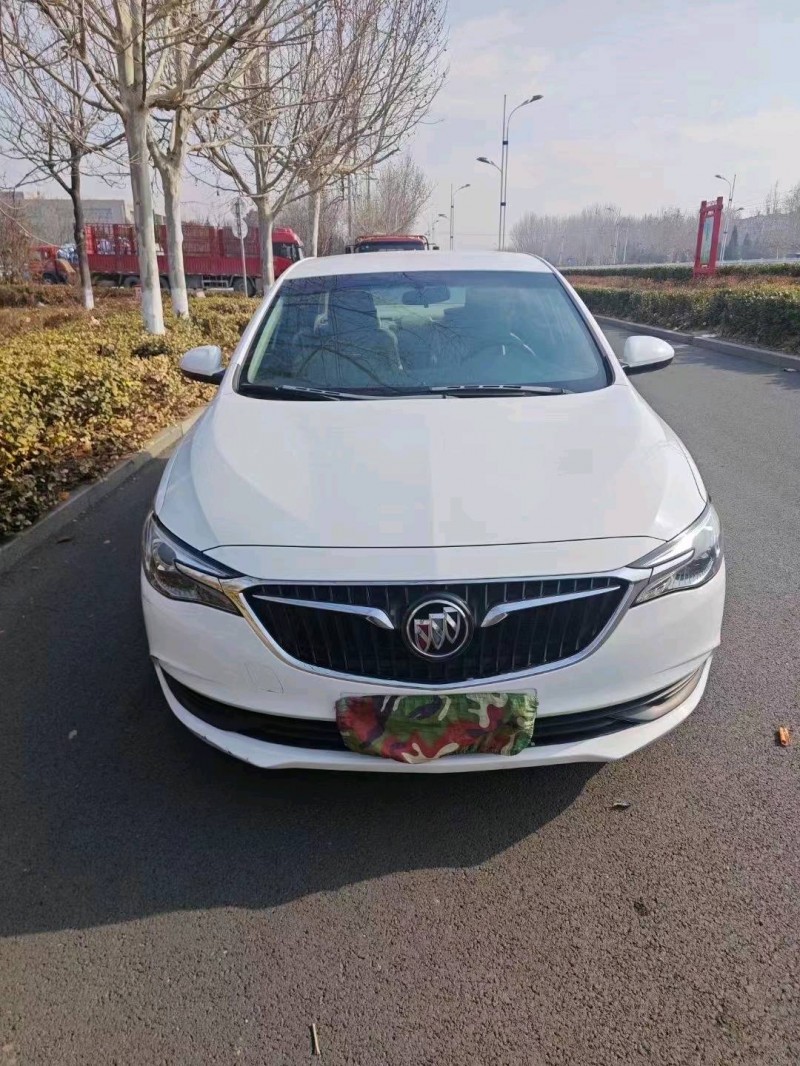 枣庄18年别克英朗1