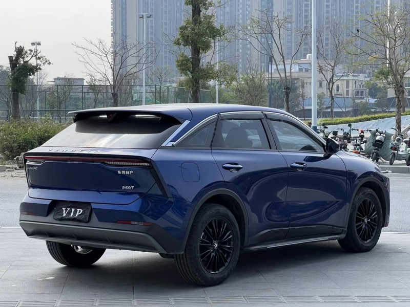 東莞22年啟辰大V5