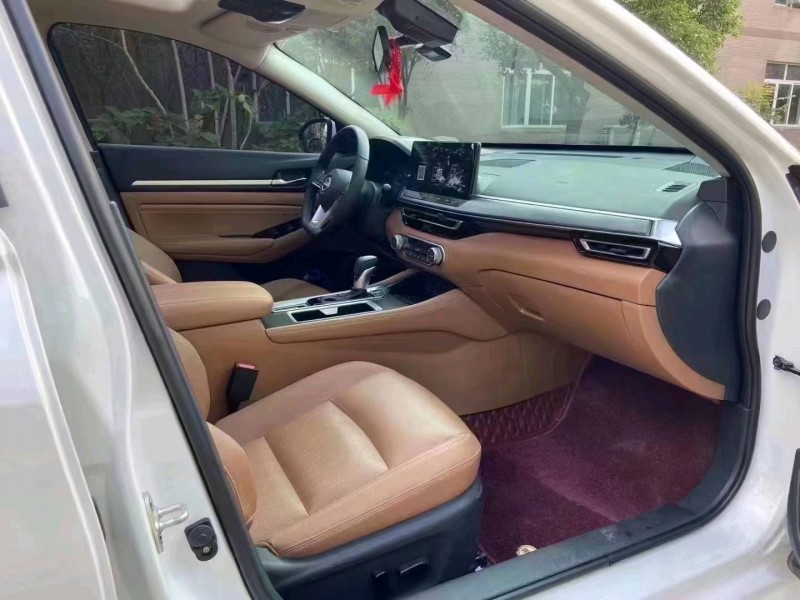 襄陽23年日產天籟6