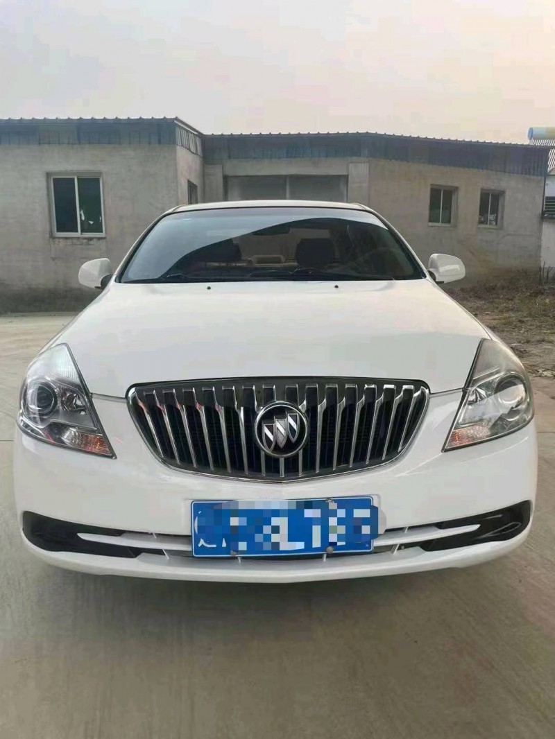 保定16年别克凯越1