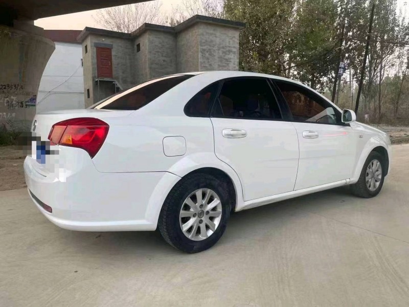 保定16年别克凯越9