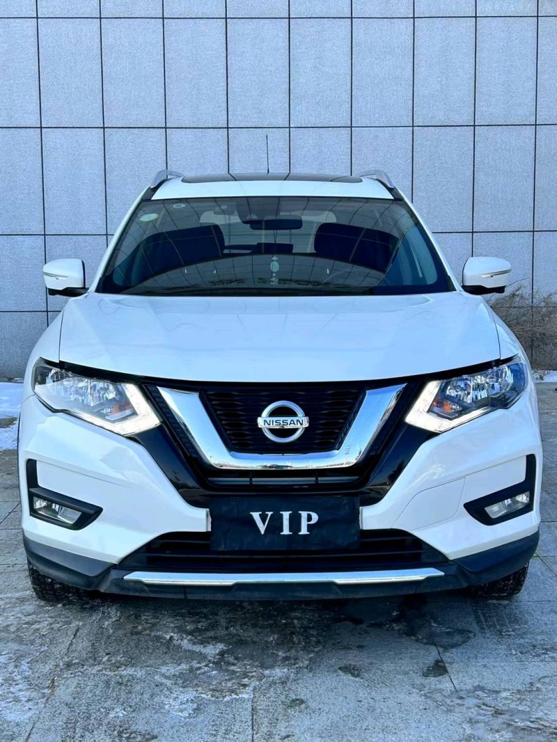 吉林18年日產奇駿1