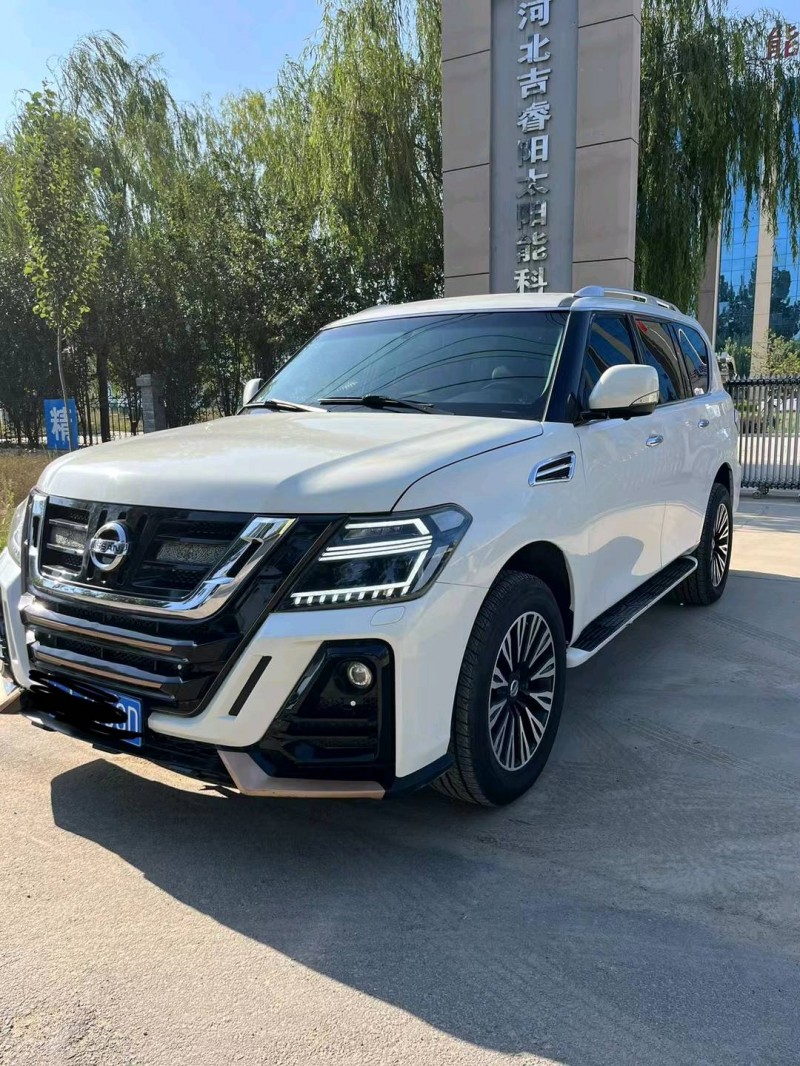 保定17年日产途乐2