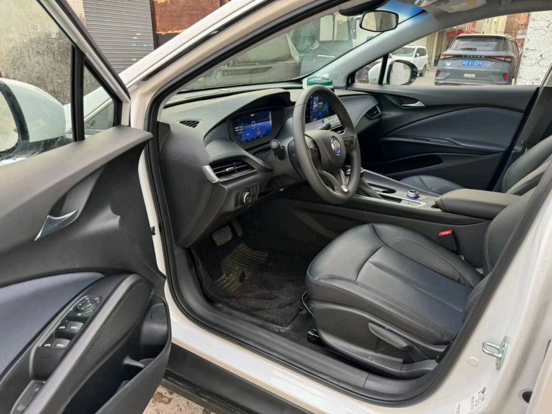 广州23年别克微蓝4