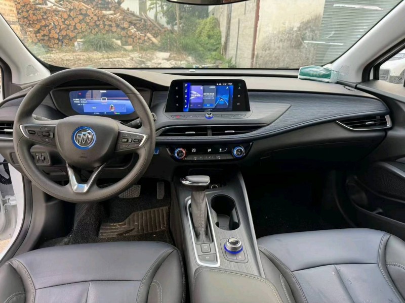 广州23年别克微蓝5