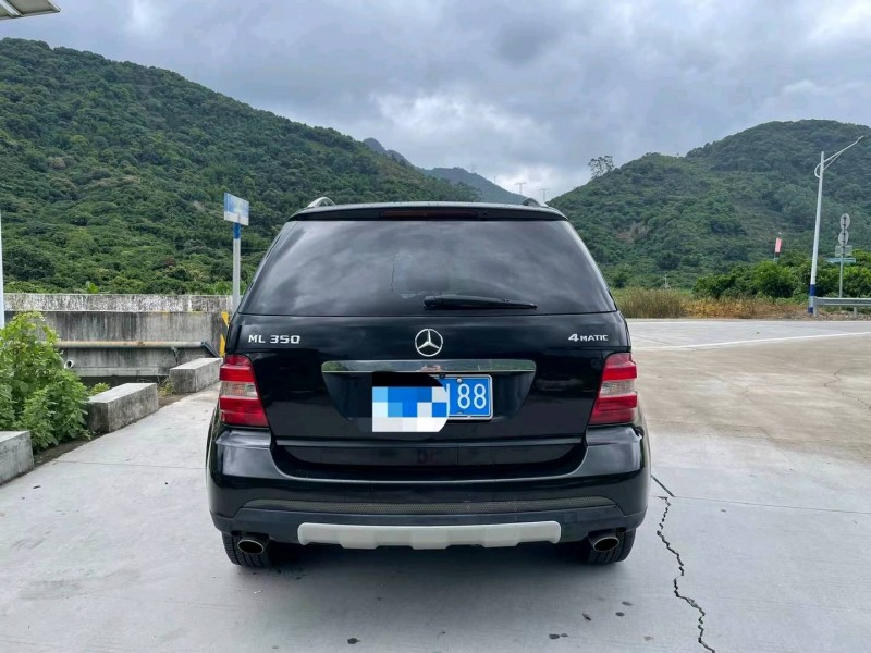 广州11年奔驰ML4