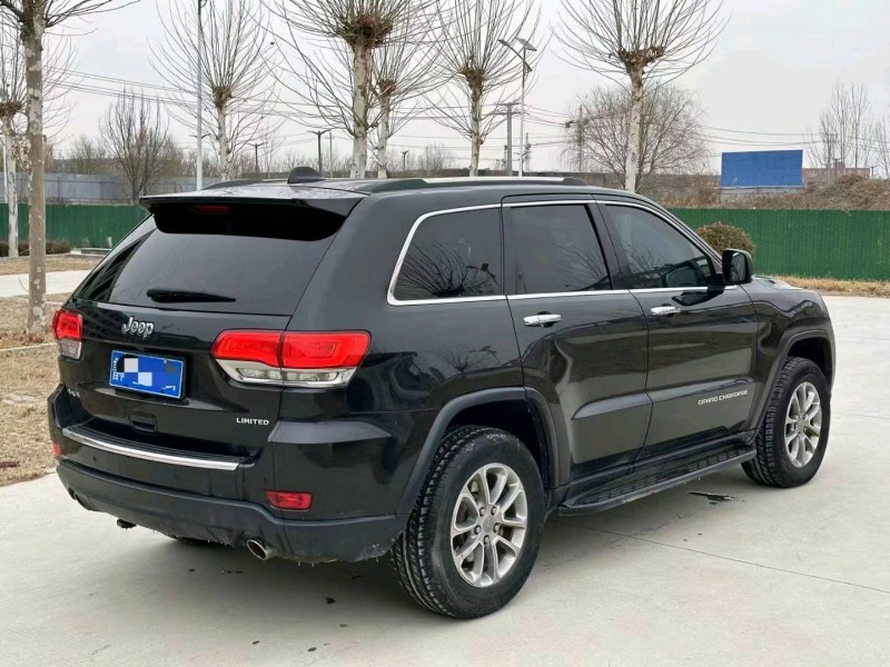枣庄15年Jeep大切诺基8