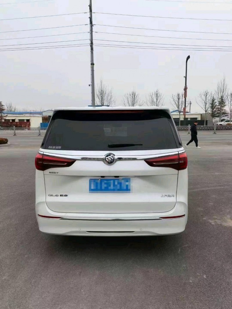 东营21年别克GL82