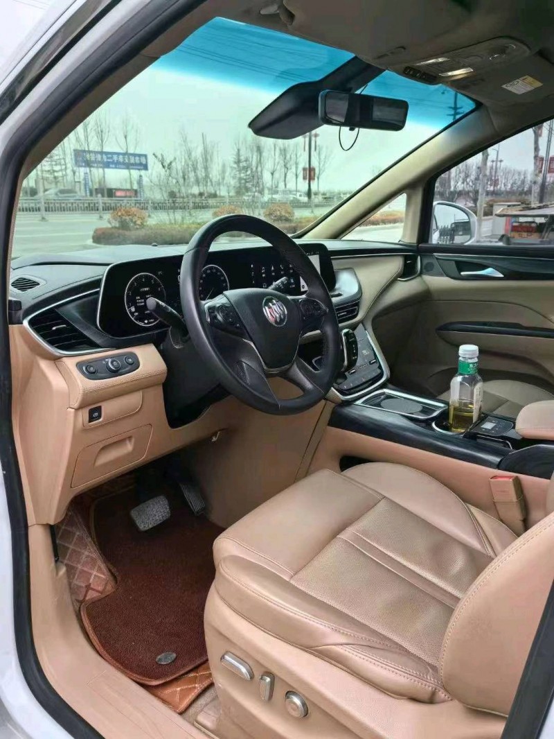 东营21年别克GL89