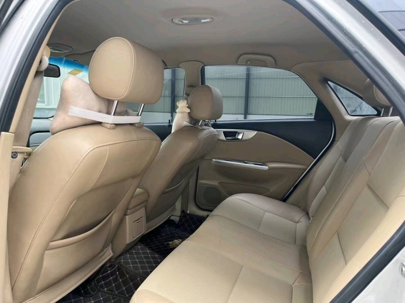 徐州15年别克凯越6