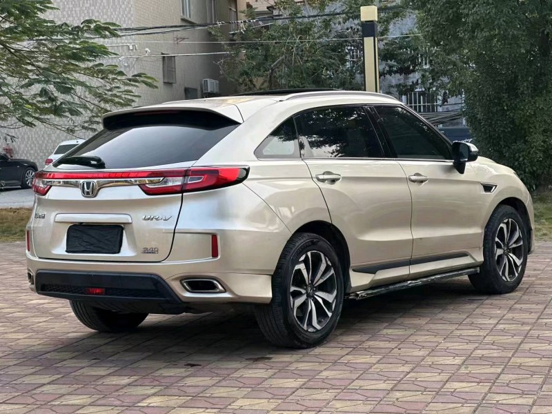 珠海19年本田URV5