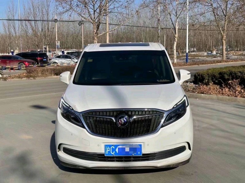 枣庄17年别克GL81