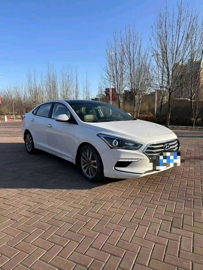 邯郸17年现代名图2