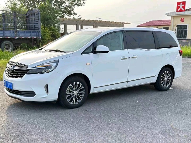 沧州21年别克GL82