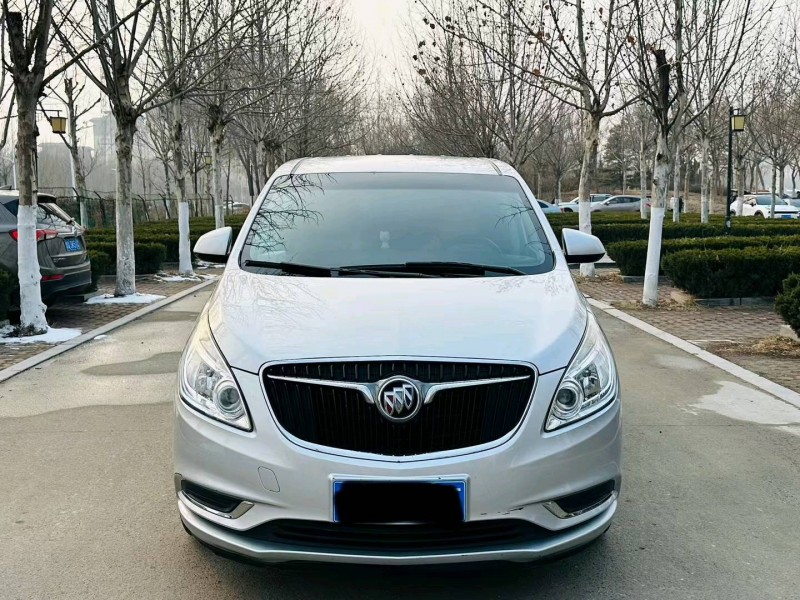 聊城17年别克GL81