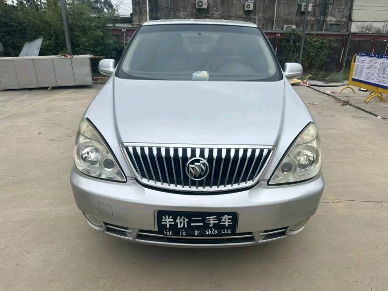 广州16年别克GL81