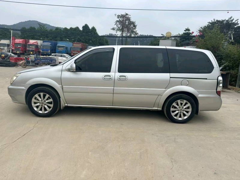 广州16年别克GL88