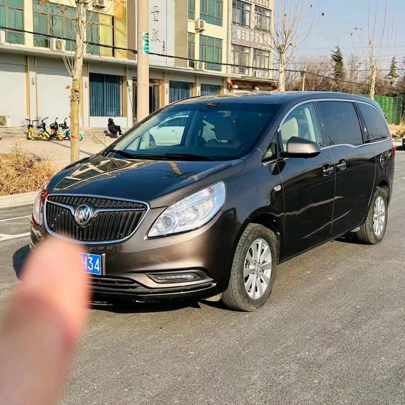 东营18年别克GL82