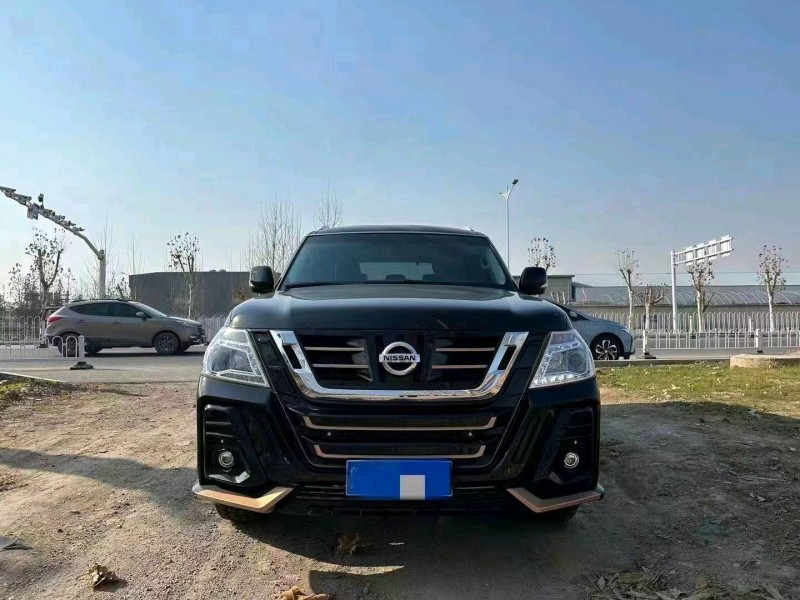 东营18年日产途乐1