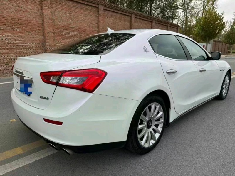 廊坊14年玛莎拉蒂Ghibli5