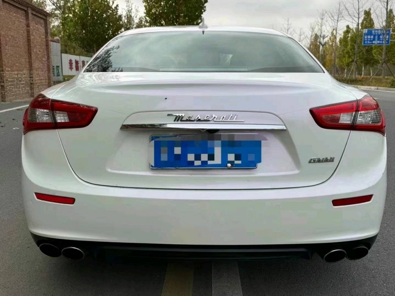 廊坊14年玛莎拉蒂Ghibli9