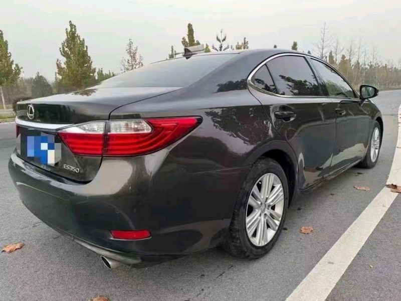 廊坊14年雷克萨斯ES8