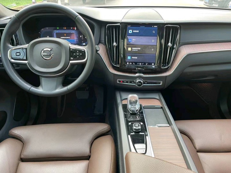 中山22年沃尔沃XC607