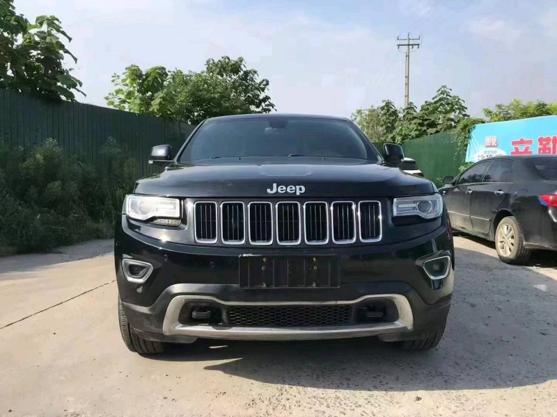 枣庄16年Jeep大切诺基1