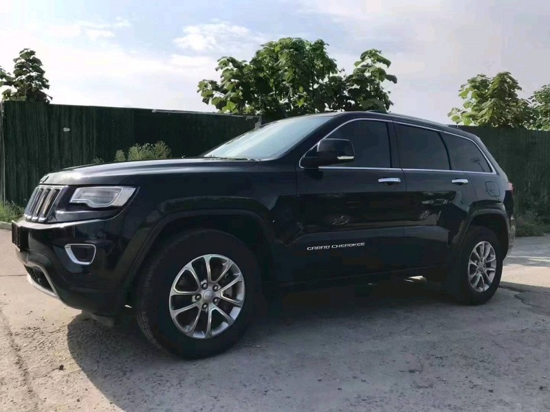 枣庄16年Jeep大切诺基2