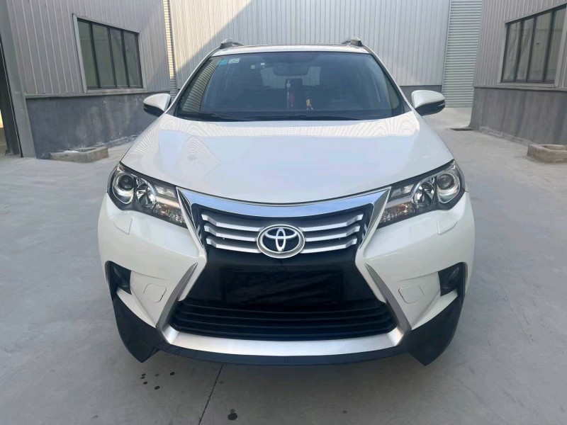 徐州16年丰田RAV4荣放1