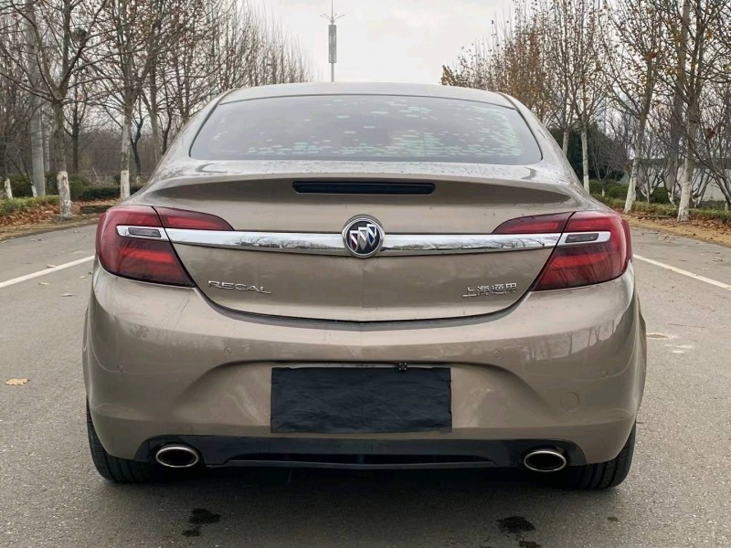 徐州15年别克君威8