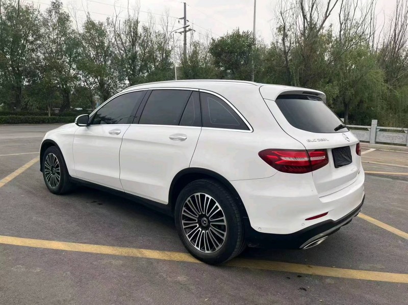 徐州19年奔驰GLC4