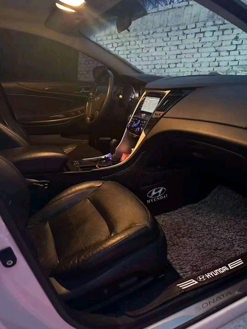 邯郸13年现代索纳塔八3