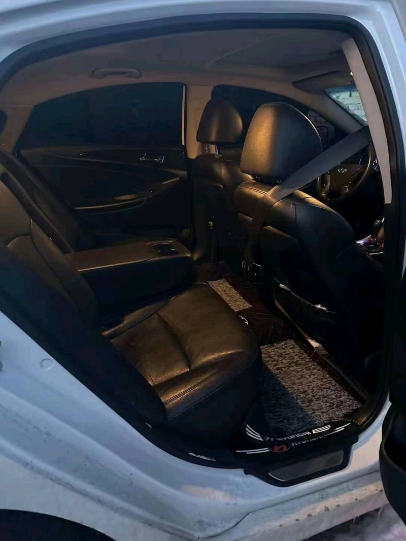 邯郸13年现代索纳塔八5