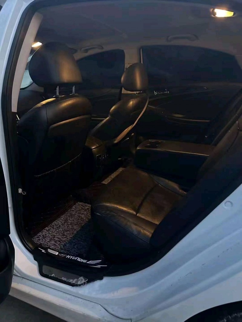 邯郸13年现代索纳塔八7