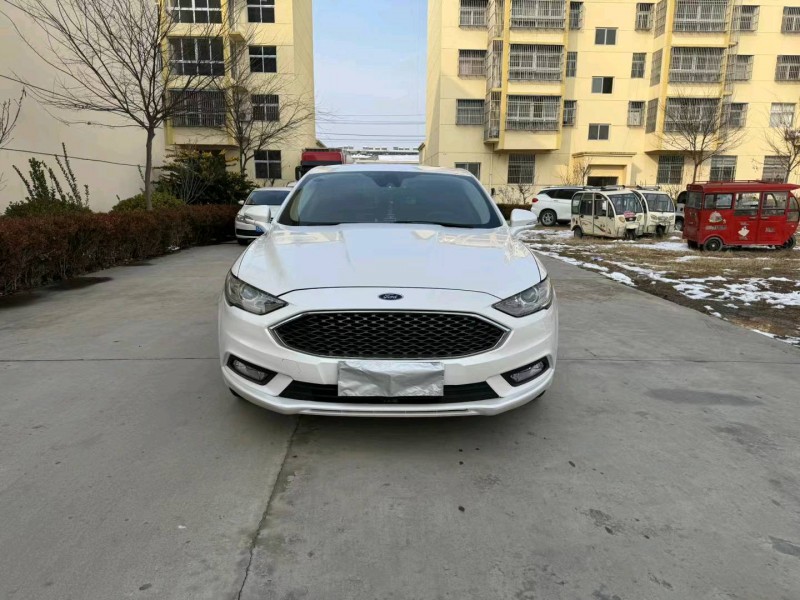 徐州17年福特领裕1