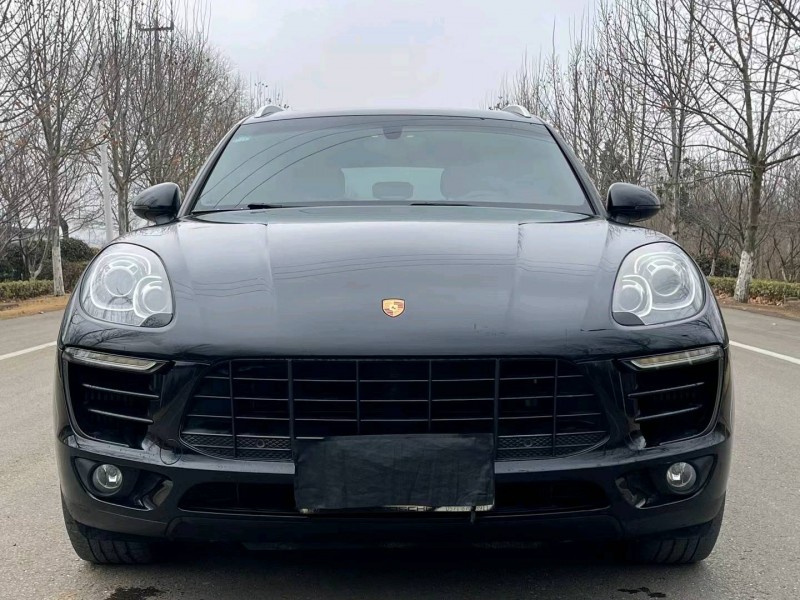 徐州14年保时捷Macan1