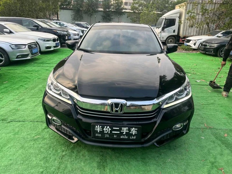 广州18年本田雅阁1