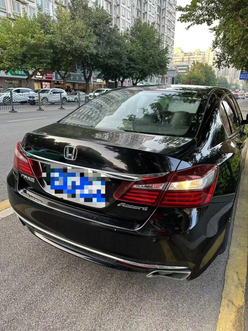 榆林17年本田雅阁5