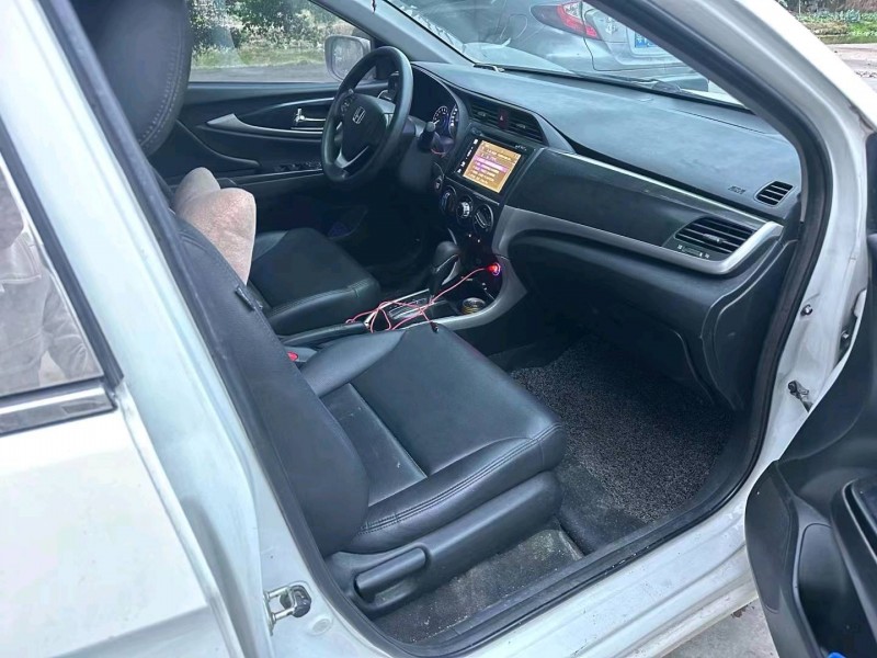 珠海14年本田凌派7