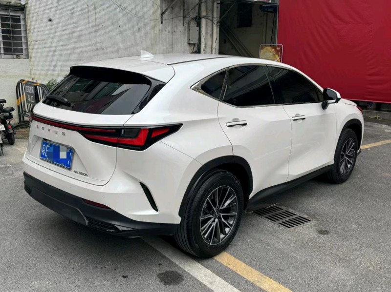 珠海23年雷克萨斯NX4