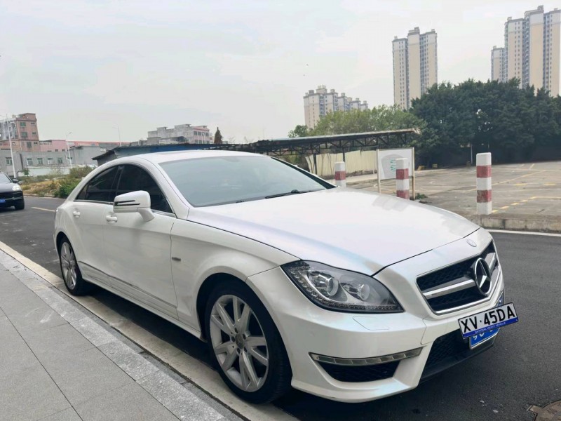 珠海12年奔驰CLS3